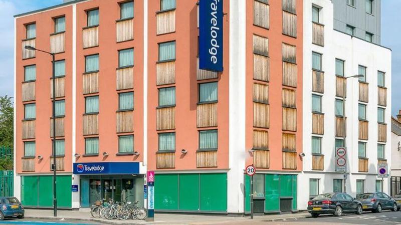 Travelodge London Balham Exterior photo